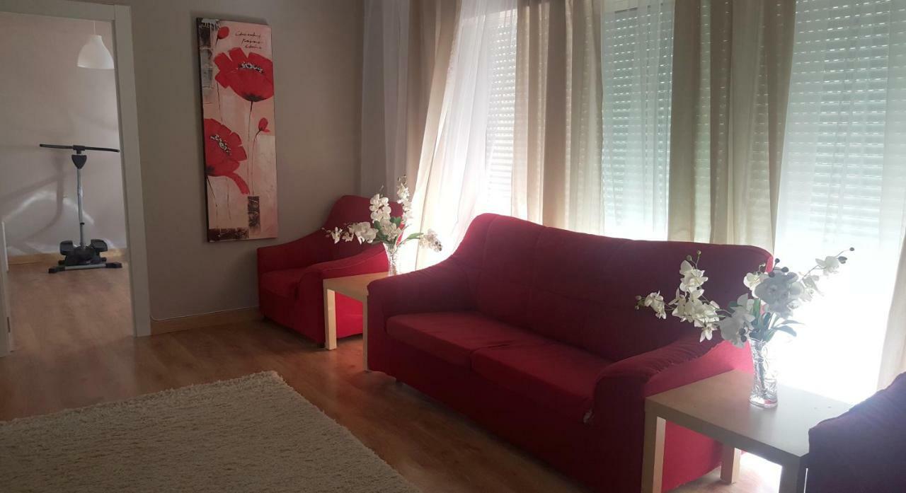 Pension Yna Holiday Malaga Bagian luar foto