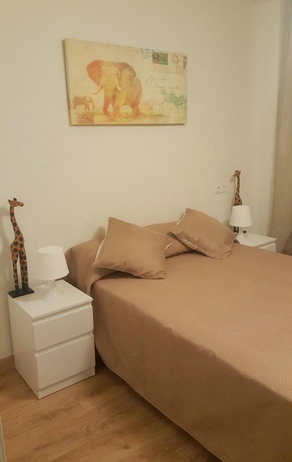 Pension Yna Holiday Malaga Bagian luar foto